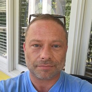 Meet your Posher, Max